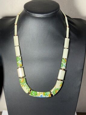 VTG Hand-Painted Japanese porcelain Floral Ceramic Tube Bead Necklace - Green
